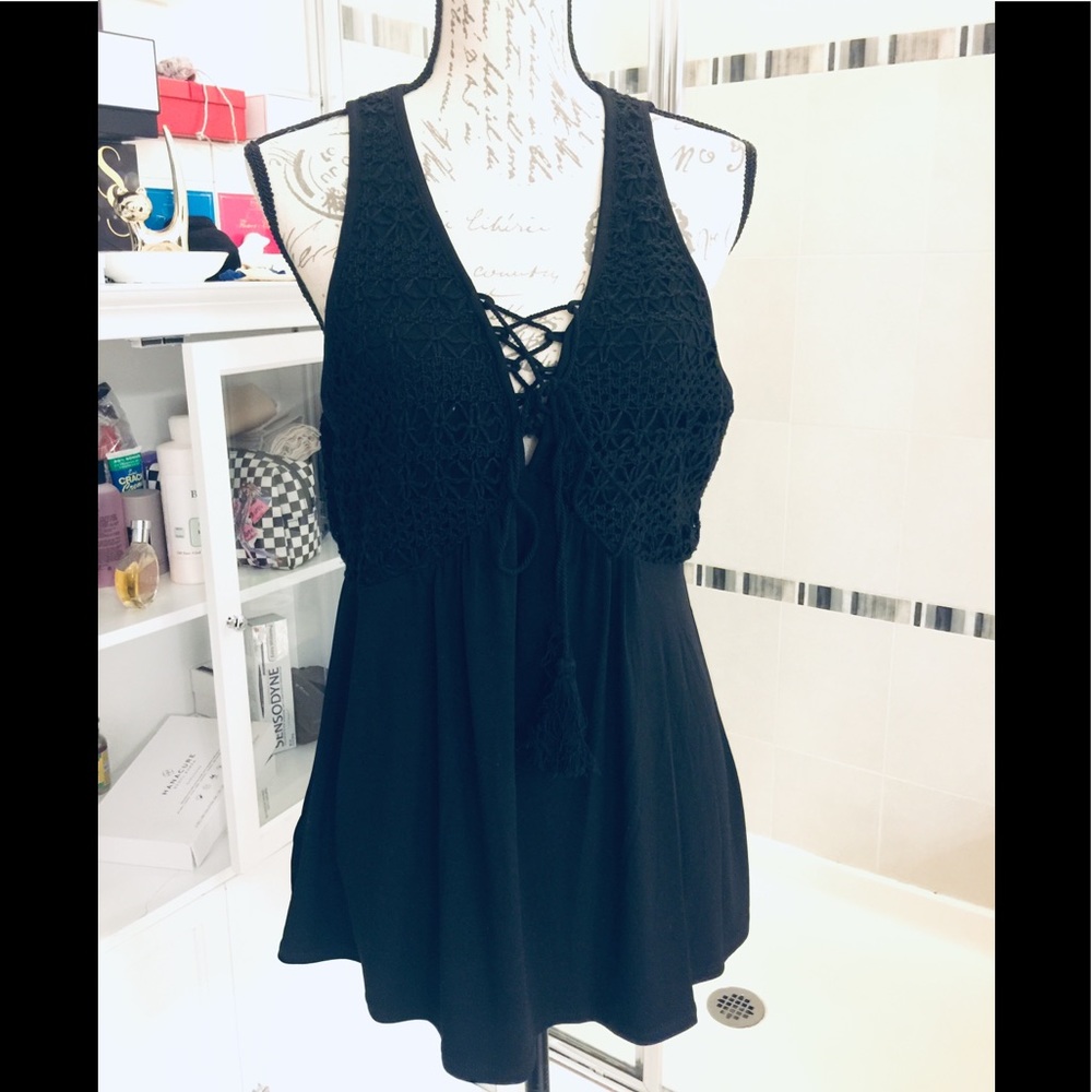 BCBG top